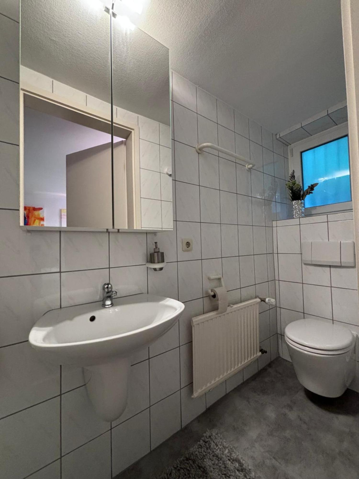 Doppelzimmer In Stuttgart-Birkach - Naehe Musicals Im Si-Zentrum, Messe, Flughafen, Uni Hohenheim Ngoại thất bức ảnh